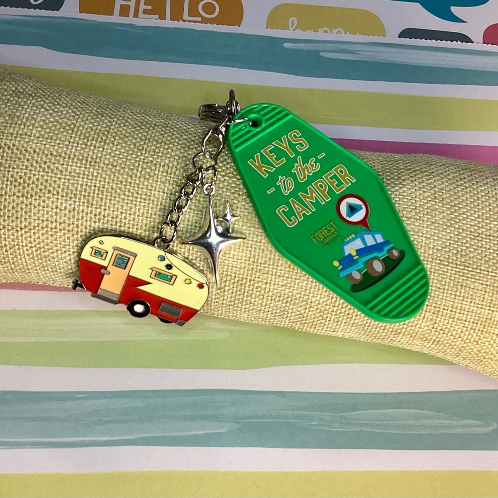 NWOT - Handmade Keychain - Green/Yellow "Keys to the Camper!" *** 2 for $20!!